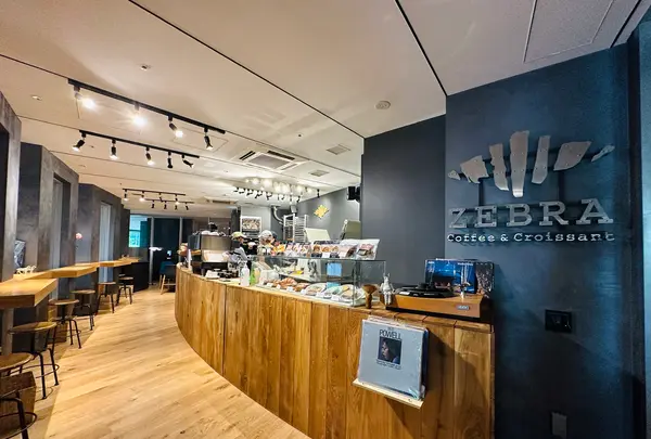 ZEBRA Coffee&Croissant 渋谷公園通り店（ゼブラコーヒーアンドクロワッサン）の写真・動画_image_1383113