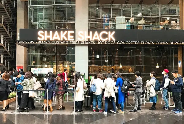 SHAKE SHACK（シェイクシャック） 東京国際フォーラム店の写真・動画_image_227715