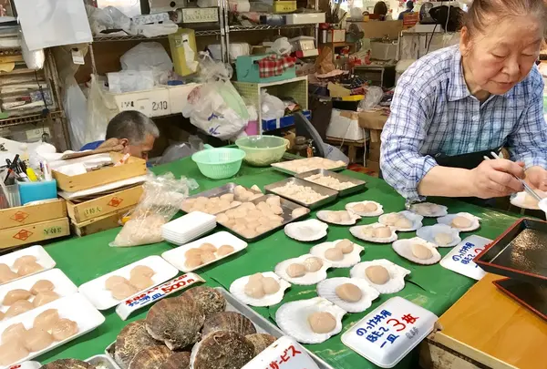 古川市場 のっけ丼 青森魚菜センターの写真・動画_image_419009