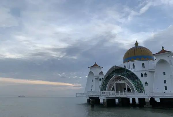 Melaka Straits Mosque（マラッカ海峡モスク）の写真・動画_image_497026
