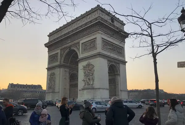  エトワール凱旋門（Etoile Arc de Triomphe）の写真・動画_image_705792