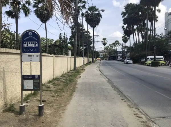 カタビーチ のバス停