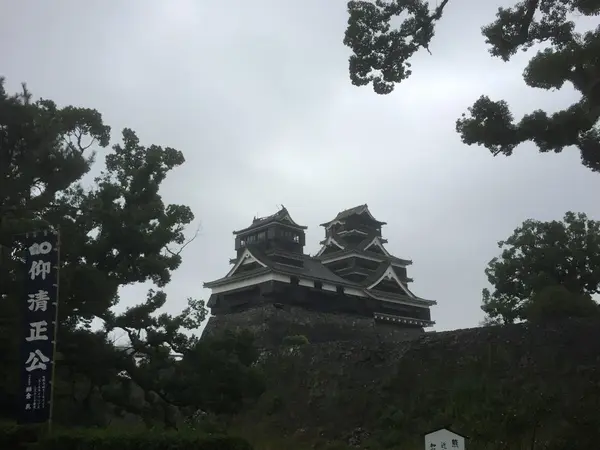 加藤神社から見る熊本城