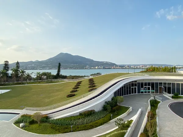滬尾芸文休閒園区內禮萊廣場（FAB MALL)