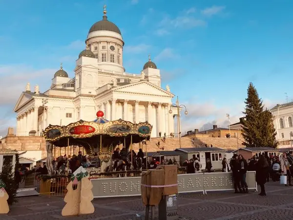 ヘルシンキ　クリスマスマーケット