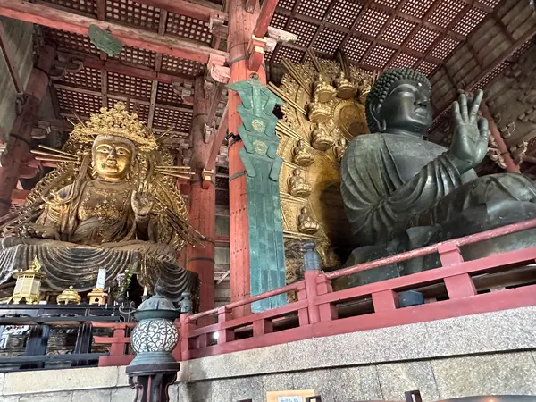 虚空蔵菩薩像と大仏様