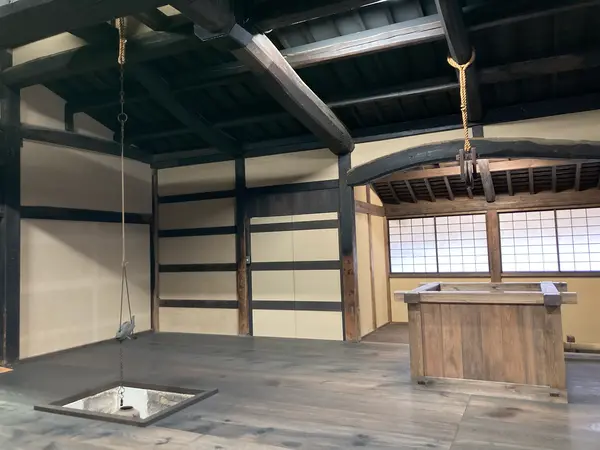 井戸のある台所