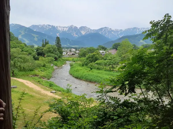 大出の吊り橋