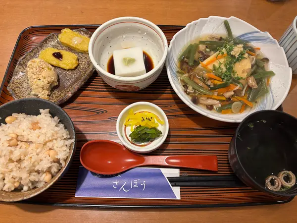 スポット内のおすすめ