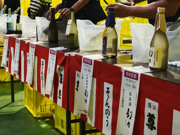 ズラリ並ぶ試飲会場