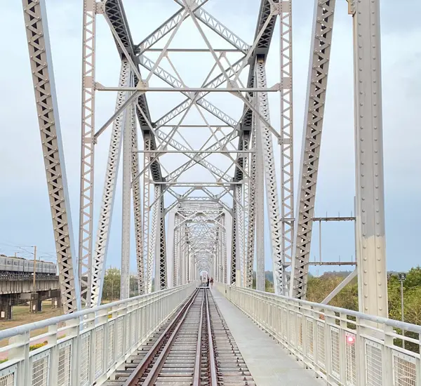 旧鉄橋