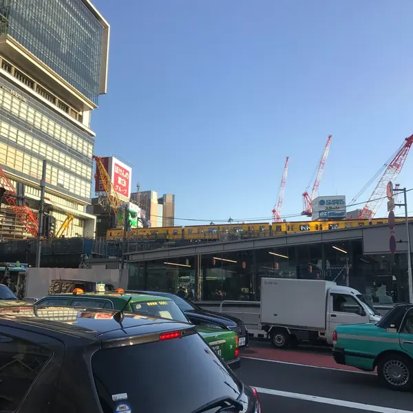 渋谷を走る銀座線