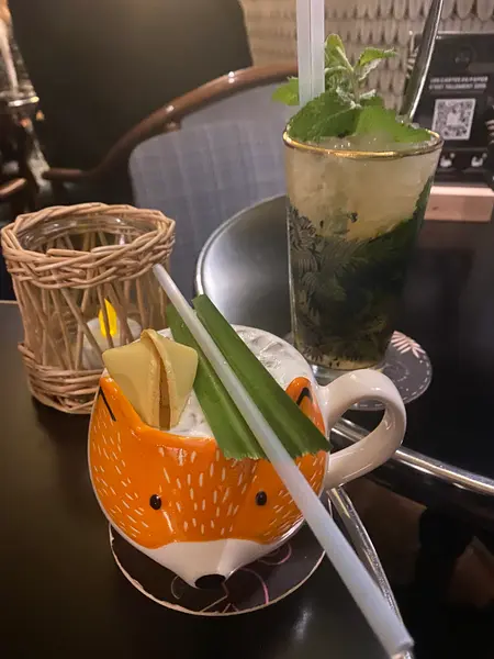 カクテルとモクテル