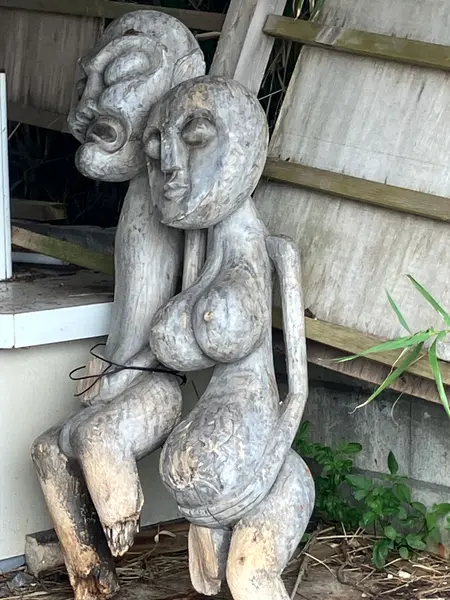 怪しい像