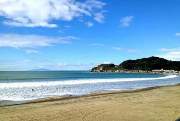 由比ヶ浜海岸 (Yuigahama Beach)