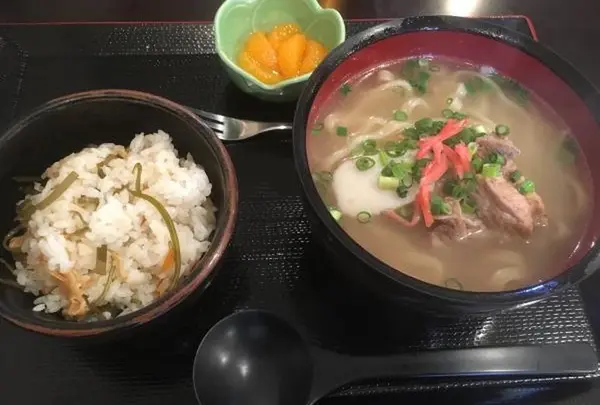 ちばりよ食堂