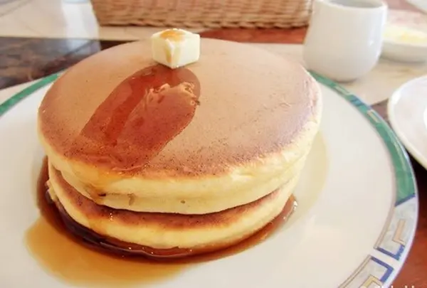 神戸でモーニングにパンケーキを食べるなら 至福のパンケーキのお店 Holiday ホリデー