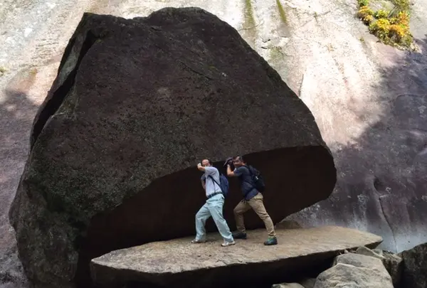 パックン岩(Pack-Man Rock)の写真・動画_image_748022