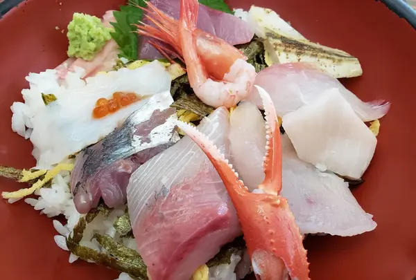 魚山亭