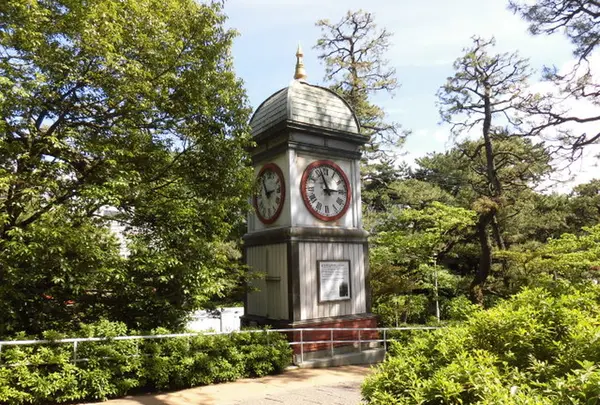 旧呉海軍工廠塔時計