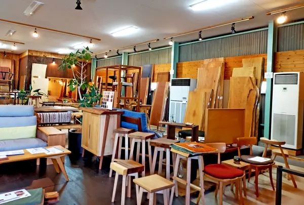 daBOSCO FURNITURE 箕面店