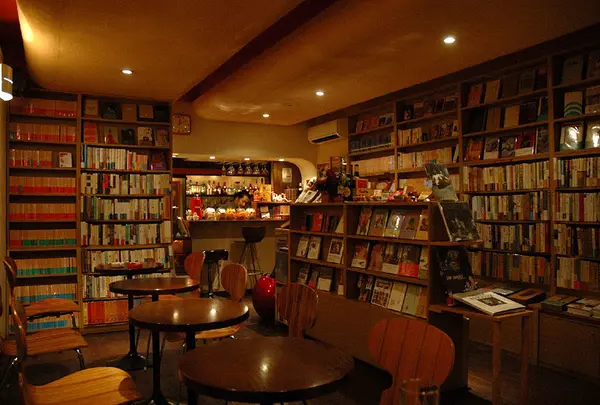 books & cafe BOUSINGOT