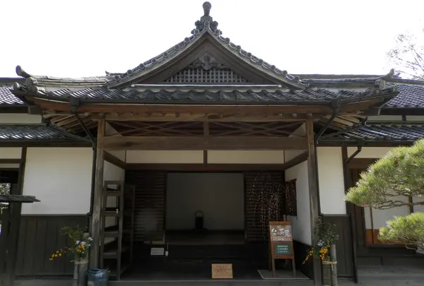 能見邸