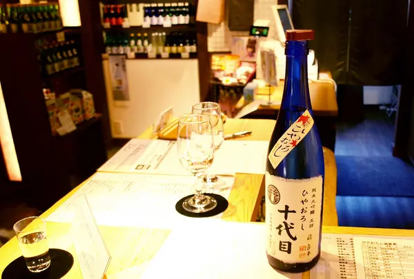 一杯500円で金沢のお酒を楽しめます^^