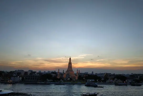 Wat Arun（ワット・アルン／暁の寺）の写真・動画_image_333097