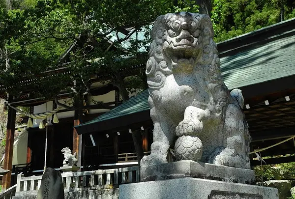 加茂若山神社