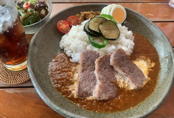 阿波牛を使用したカレー