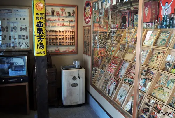 全興寺の駄菓子屋博物館