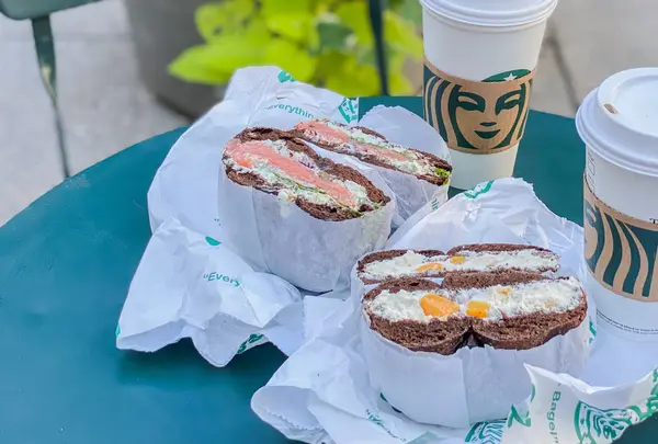 Ess-a-Bagel