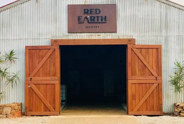 アース•ビール•カンパニー　Earth Beer Company