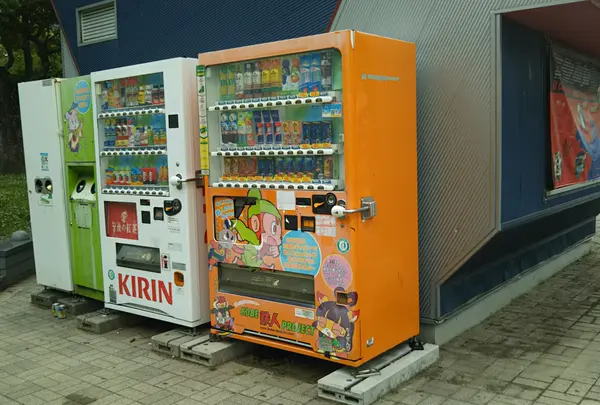 自動販売機　神戸　鉄人プロジェクト