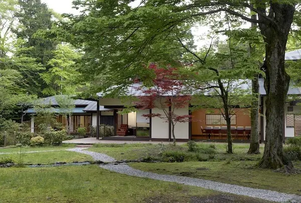 東山旧岸邸