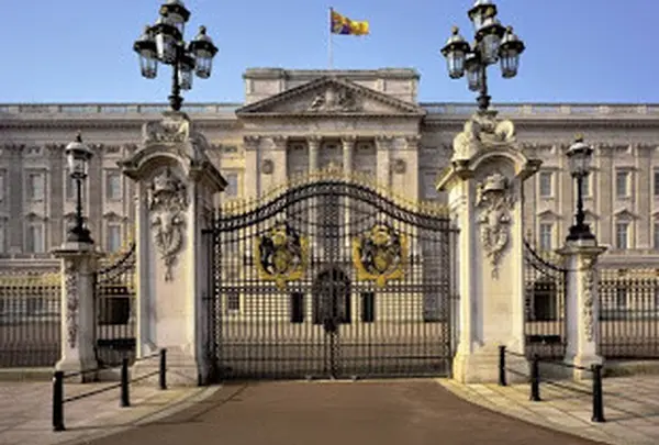 バッキンガム宮殿（Buckingham Palace）