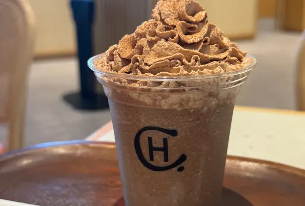 ホテルショコラ 富山マルート店 チョコレート専門店・カフェ（ドリンク・スイーツ）