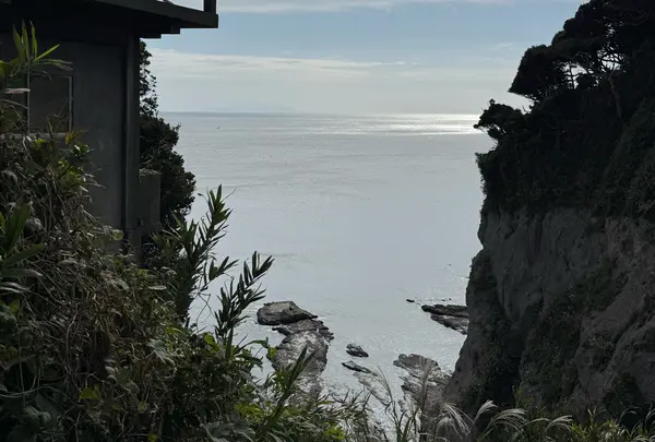山ふたつ