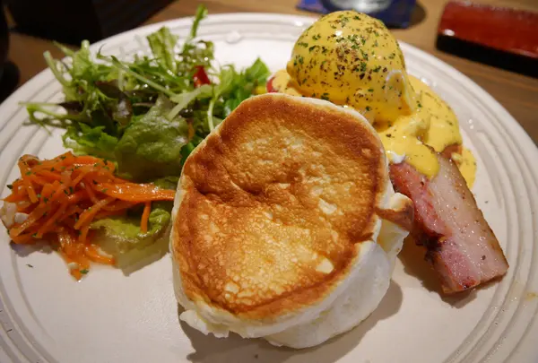 cafeたもん（旧店名：cafe 多聞）
