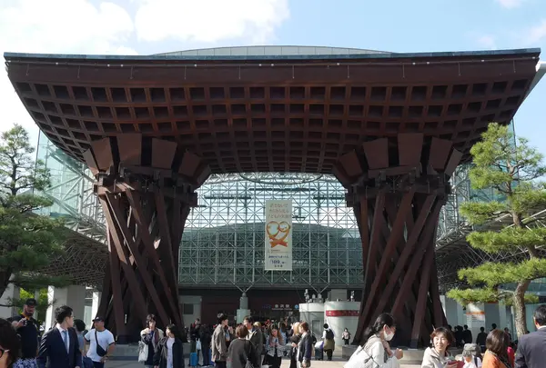 金沢駅