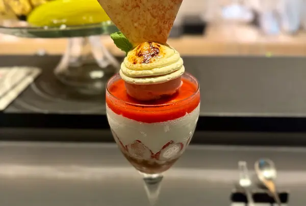 パフェ、珈琲、酒、佐々木