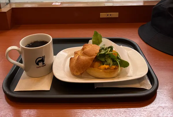 カフェ・ベローチェ 京都駅前店