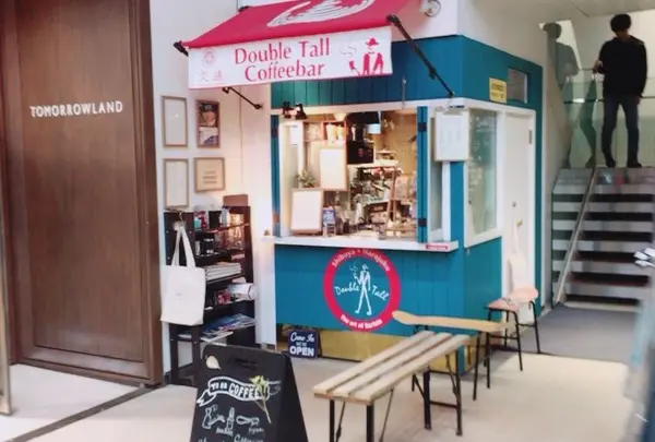 Double Tall Cafe 渋谷店へ行くなら おすすめの過ごし方や周辺情報をチェック Holiday ホリデー