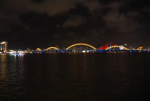 ドラゴン橋の写真・動画_image_268615