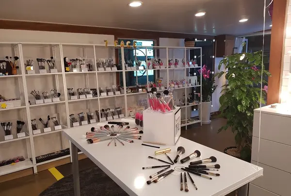 7FACE BRUSH (CHILFACE BRUSH) 칠페이스브러쉬