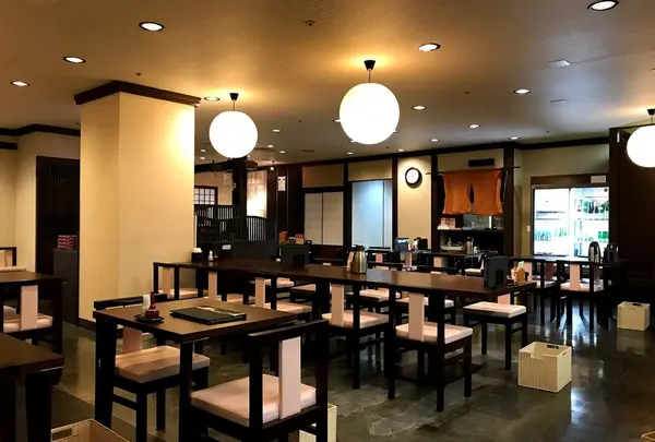 佐藤養助 秋田店