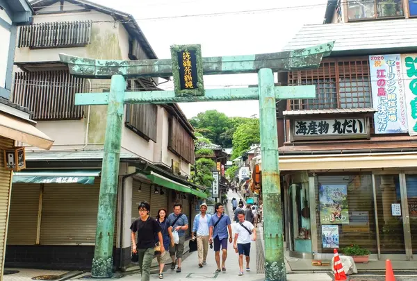 青銅鳥居