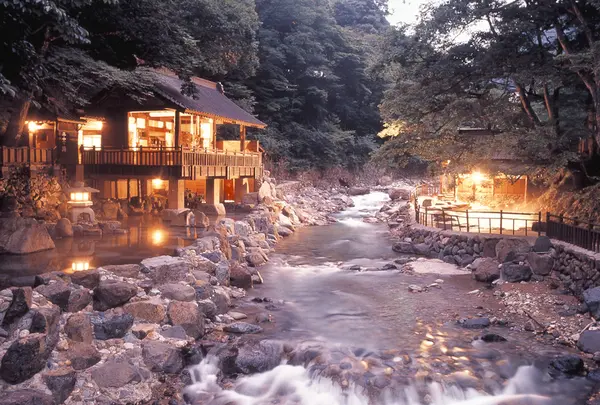 宝川温泉汪泉閣