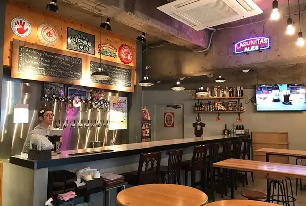 PUMP craft beer bar